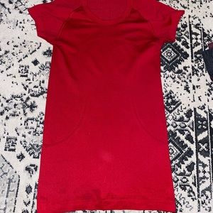 Lululemon Red Swiftly Tech